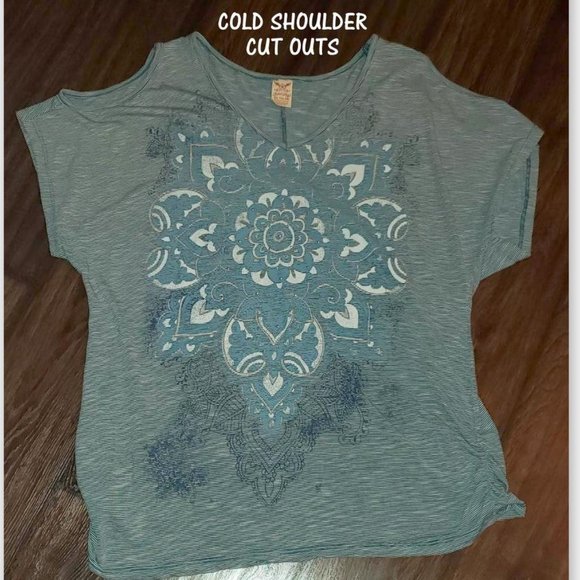 COLD SHOULDER CINCHED SIDES TOP-XL - Picture 2 of 5